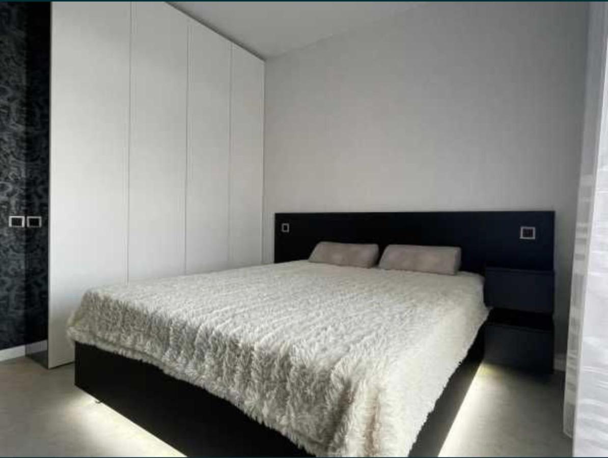 Lux 1-Bedroom Most City Center Area Dnipro Ngoại thất bức ảnh
